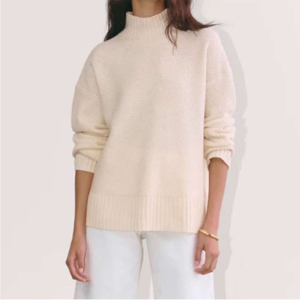Everlane Cashmere Turtleneck Sweater in Bone Honeycomb Funnel‎ Neck Size S